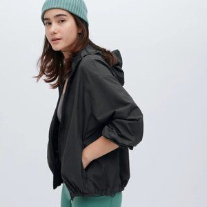 Uniqlo UV Protection Pocketable Parka in Black (Size Large)